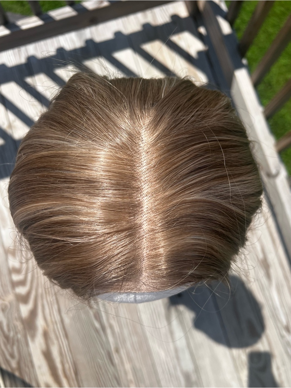 21 Inches long Brown/Blonde Highlights Wig - Picture 15 of 16